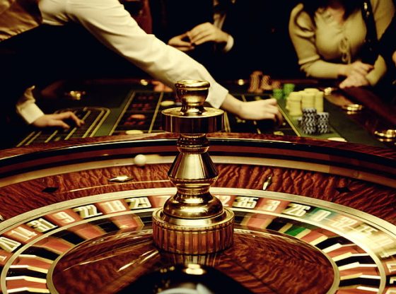 You Don't Have To Be A Giant Corporation To Have An Ideal Online Casino